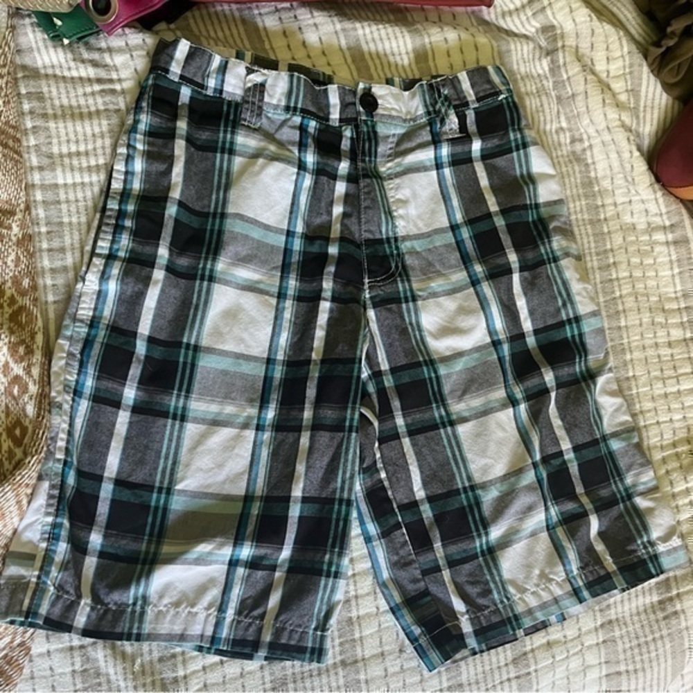 Point Zero Boys Shorts Plaid, size 12. 

Gently worn, boys, longer length shorts